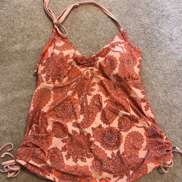 Liz Lange for Target Other - Maternity swimsuit top